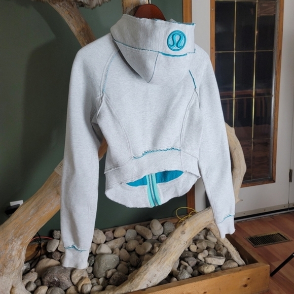 RARE Lululemon Crop Scuba Hoodie Size 4 Teal Blue & Gray - Picture 1 of 6